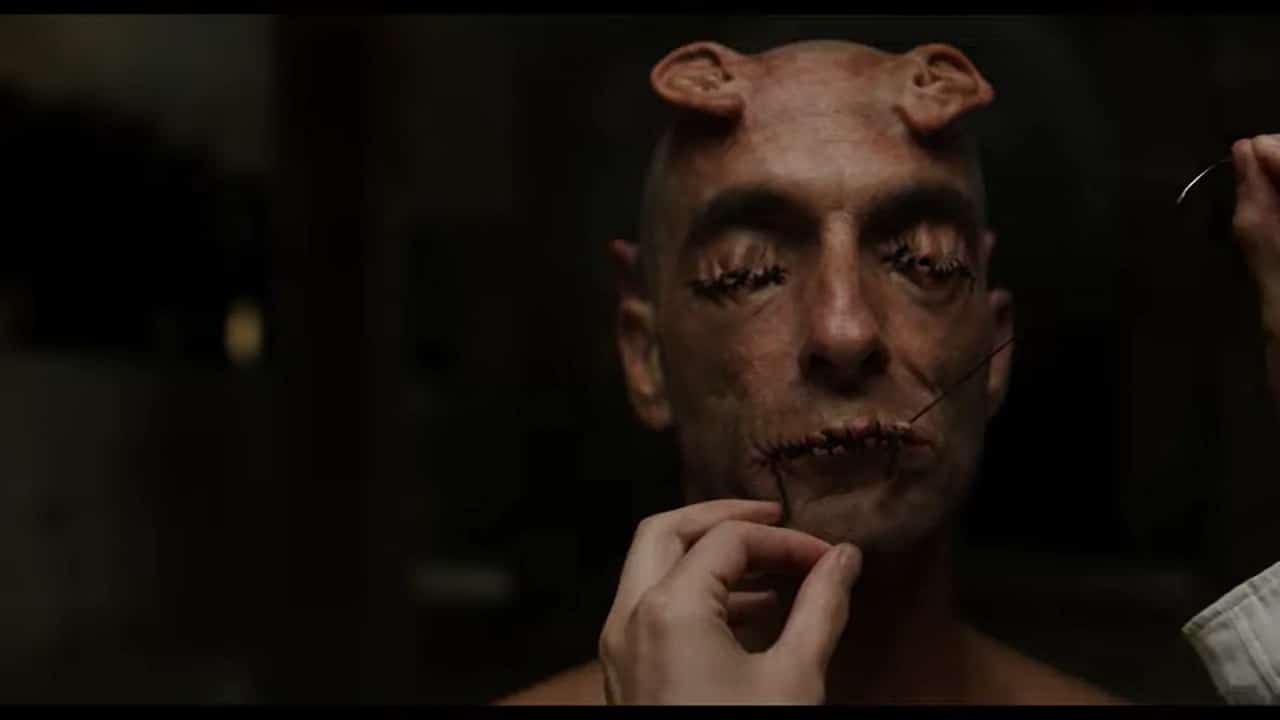 Crimes of the Future: il film di David Cronenberg uscirà il 10 giugno