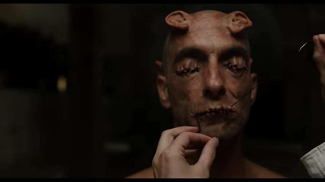 Crimes of the Future: il film di David Cronenberg uscirà il 10 giugno