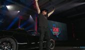 Tesla Cyber Rodeo: droni, fuochi d'artificio e molte novità su Cybertruck, Roadster e robot