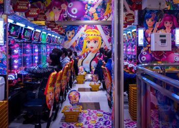 Un giapponese ha speso tutti i fondi post-pandemia della sua città alle slot machine, li aveva ricevuti per errore