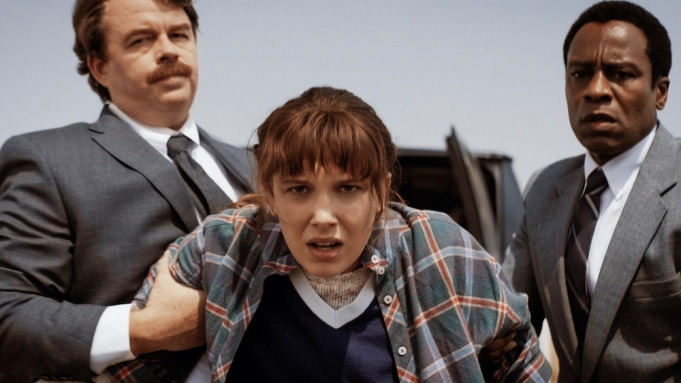 Stranger Things 4: negli USA un annuncio avverte della violenza sui bambini nel primo episodio