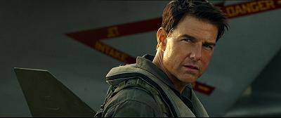 Top Gun: Maverick, lo spericolato video di ringraziamenti di Tom Cruise ai fan