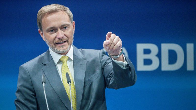 La Germania è contraria al divieto di vendere auto a motore endotermico in Europa