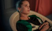 Irma Vep – La vita imita l'arte: trailer del serial Sky con Alicia Vikander