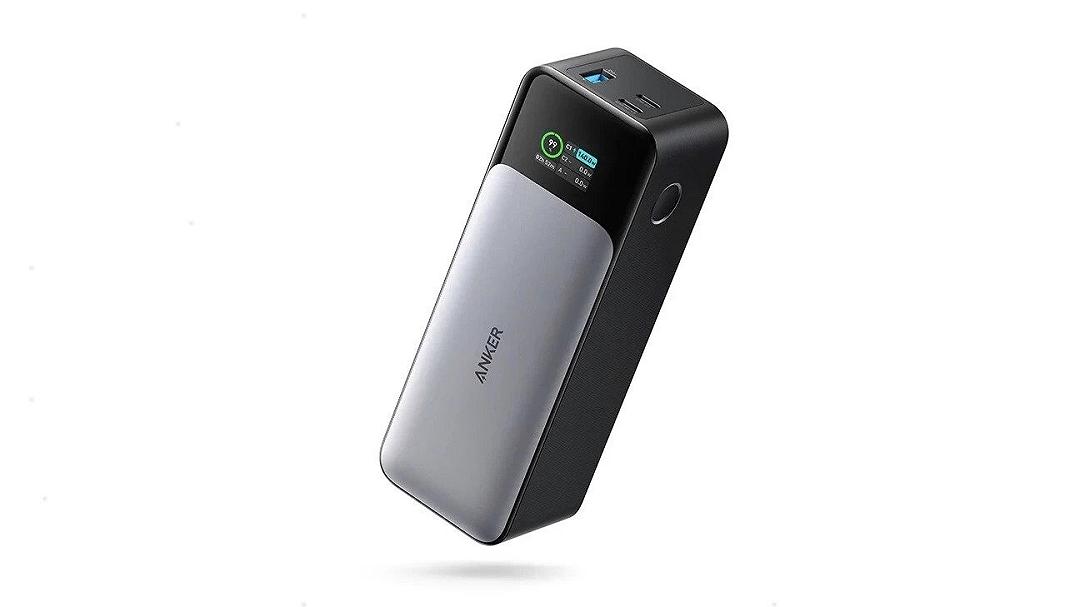 Anker: presentato un enorme power bank da 24.000mAh per caricare portatili e telefoni