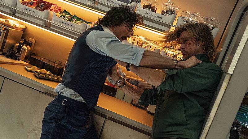 Aaron Taylor-Johnson e Brad Pitt