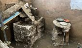 Pompei: armadi e bauli con stoviglie di duemila anni fa