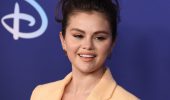 Una Donna in Carriera: Selena Gomez realizzerà il reboot