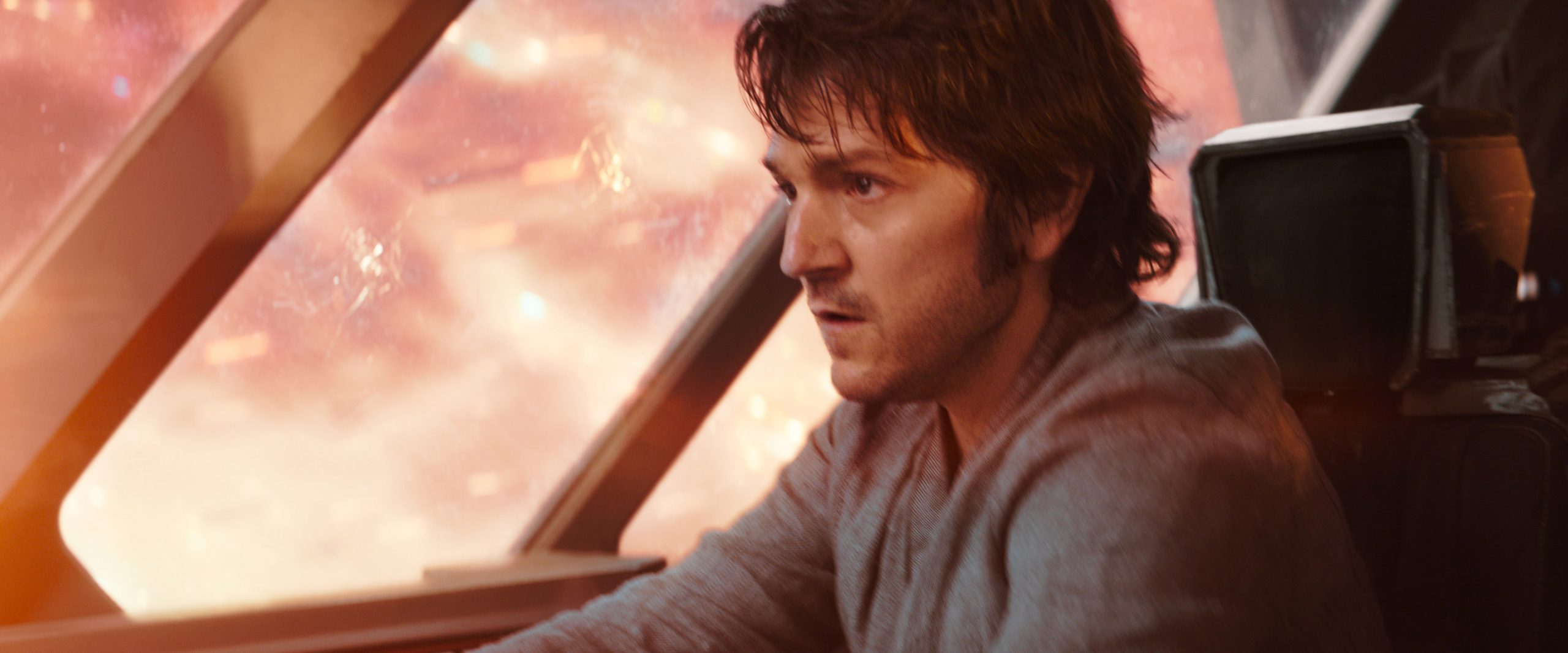 Andor: Diego Luna presenta la serie con un messaggio su Instagram