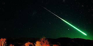 Meteore verde brillante sembrano piovere in Nuova Zelanda