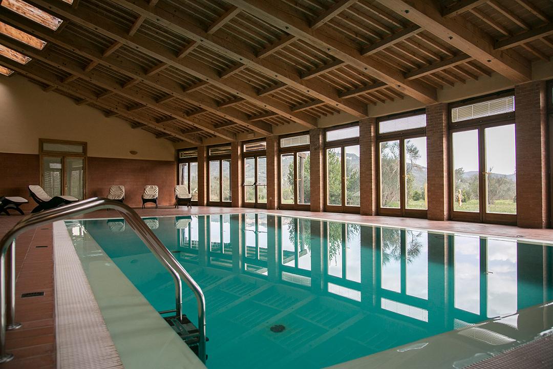 Cloro: gli effetti collaterali delle piscine sulla salute