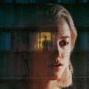 Watcher, la recensione: un thriller sulla paranoia diretto in modo intelligente
