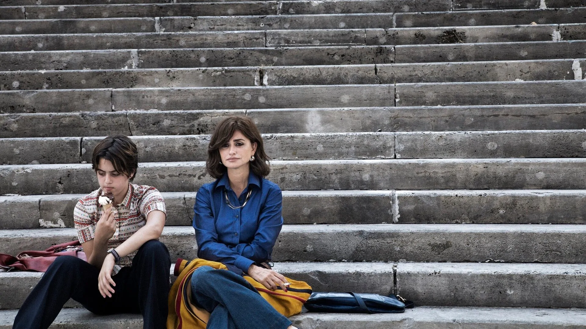 L’immensità: doppio spot del film con Penélope Cruz presentato a Venezia 79