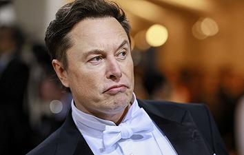 Elon Musk ha minacciato di fare causa a Microsoft