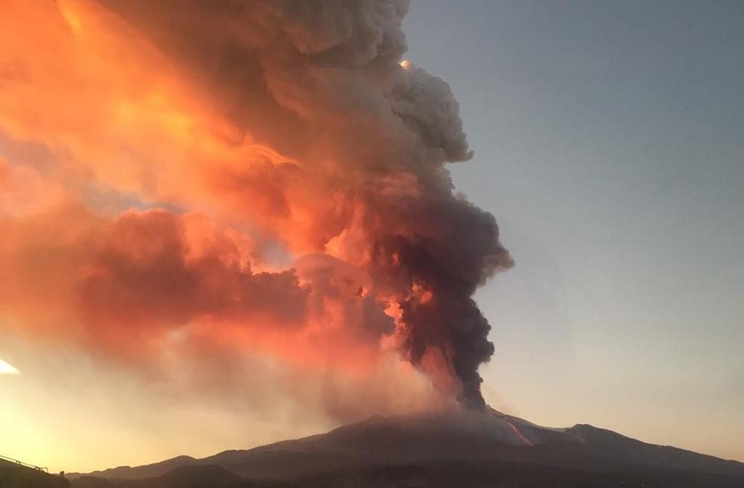 Etna: ha un coro e un pentagramma