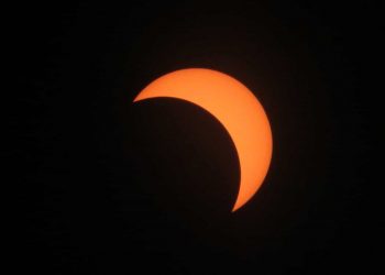 Eclissi solare parziale sarà protagonista nel cielo di ottobre
