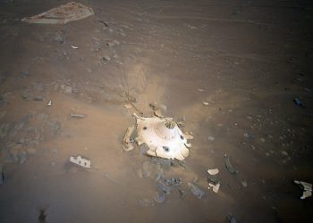 Ingenuity: un oggetto non identificato si è attaccato al drone-elicottero su Marte