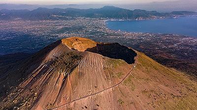 Eruzioni dei vulcani di Napoli: un modello statistico in grado di prevederle