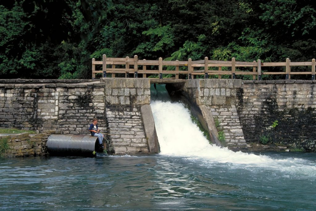 California: demolire quattro dighe per proteggere i nativi americani
