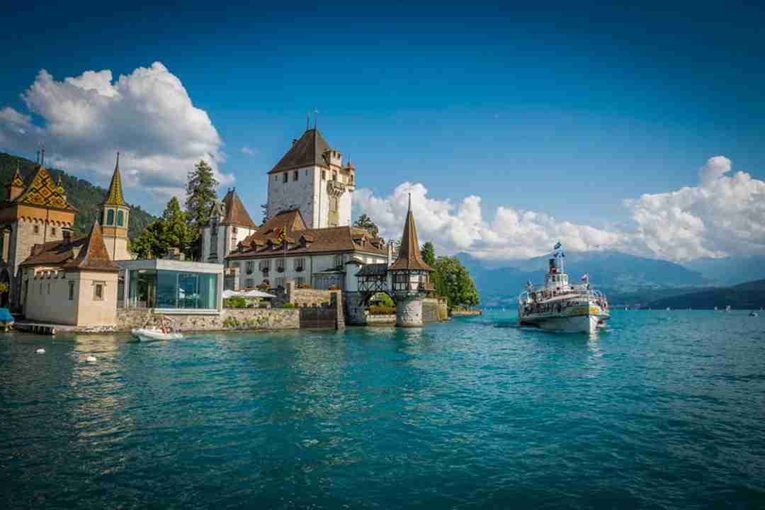 lago-di-ginevra-trasporto-con-droni