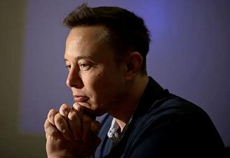 Elon Musk continua a dire che il Covid-19 sia colpa della Cina, potrebbe costargli molto caro
