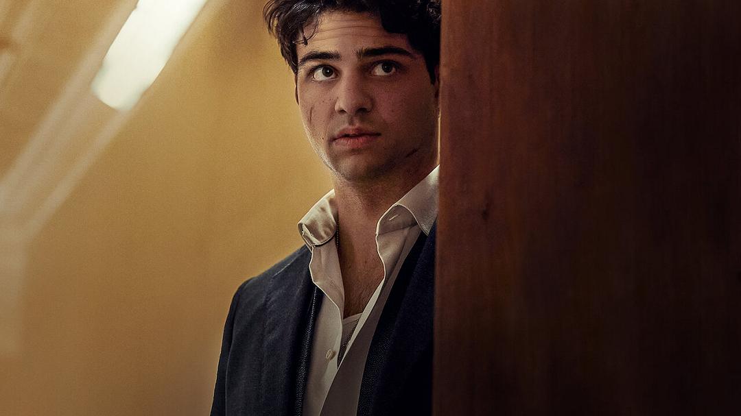 The Recruit, la recensione della nuova serie di Noah Centineo