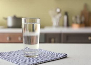 Acqua: consigli sulla quantità da bere