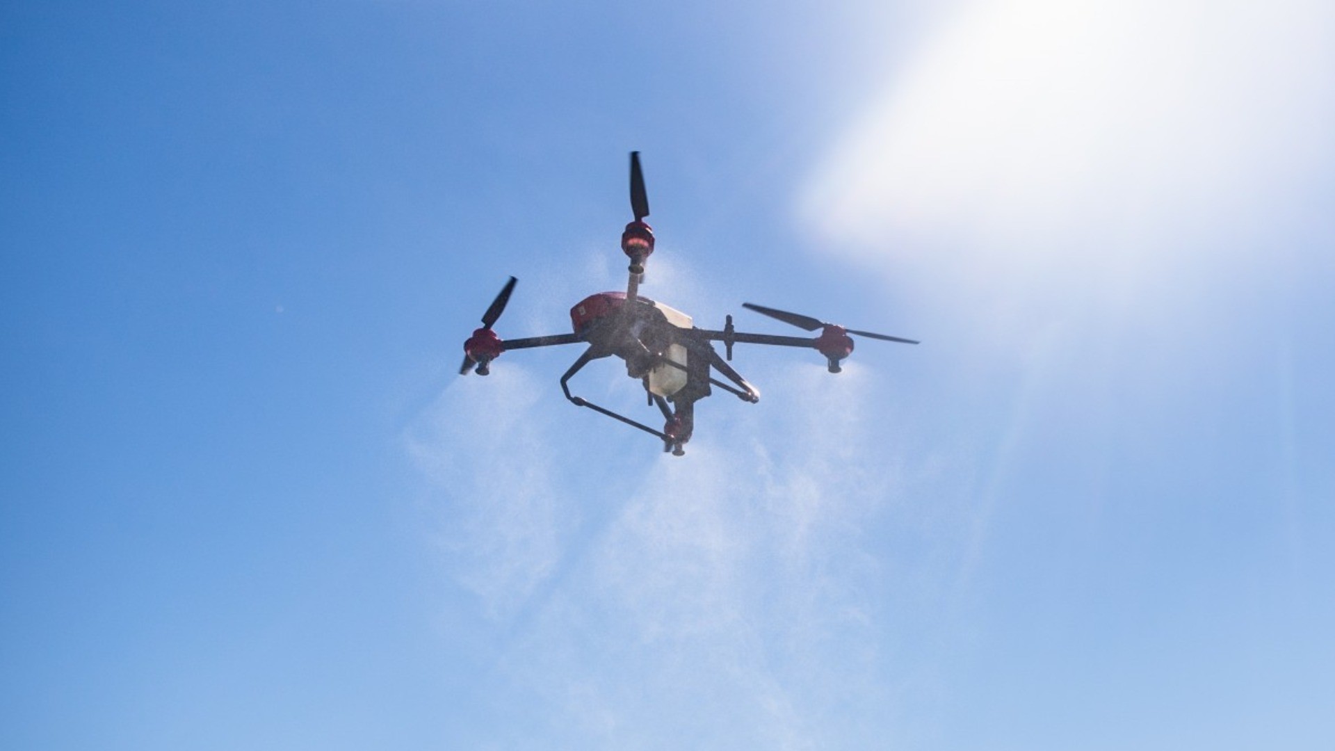 Droni: il regolamento europeo arriva in Svizzera