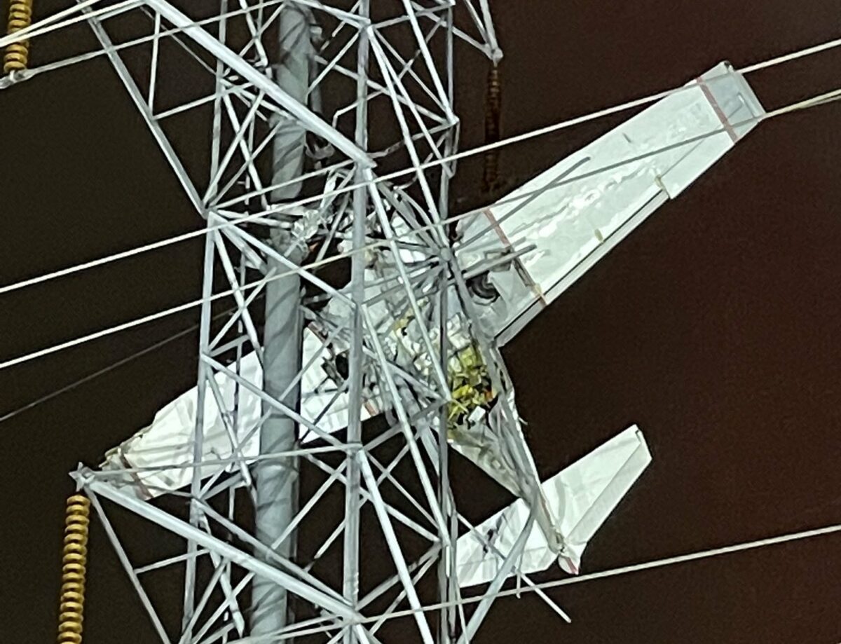 Aereo: risolto l’incidente con i cavi ad alta tensione