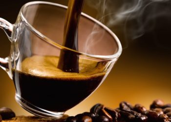 Ipertensione grave: danni potenziali dal caffè
