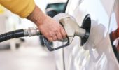 Carburanti: lieve riduzione dei prezzi