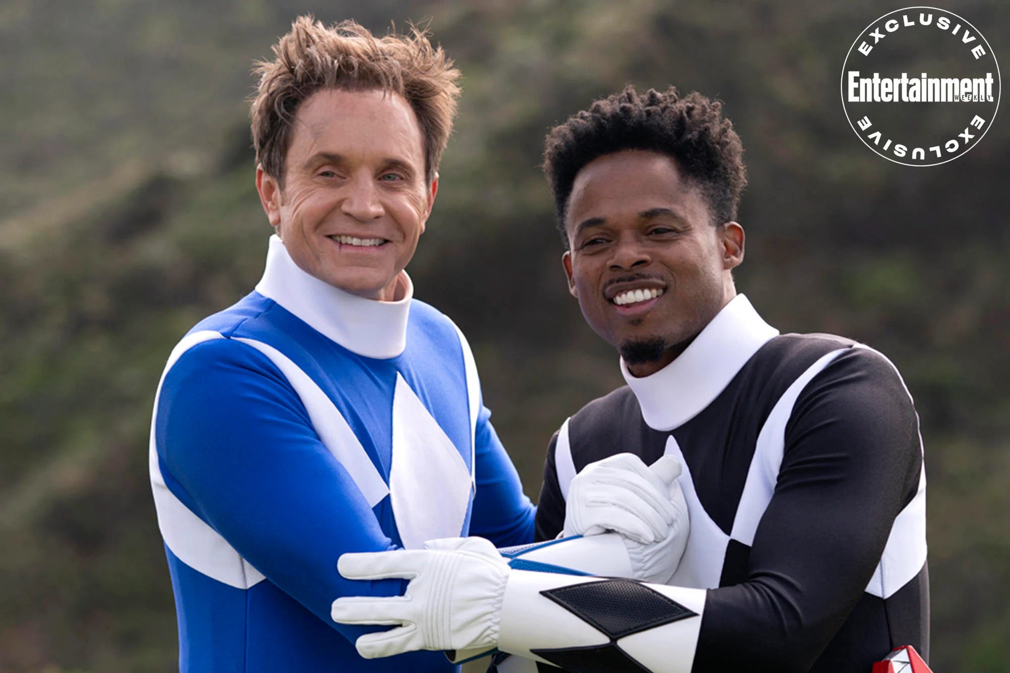 Power Rangers: le immagini ed il video dello special di Netflix per i 30 anni della serie