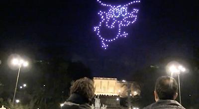 Droni: illuminano i cieli di Roma per Cartoon Network