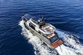 Arcadia Yachts A105: il lusso in navigazione con sei cabine