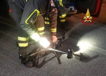 Donna in auto salvata grazie ai droni