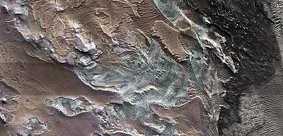 Equatore di Marte: ritrovato un relitto di ghiaccio