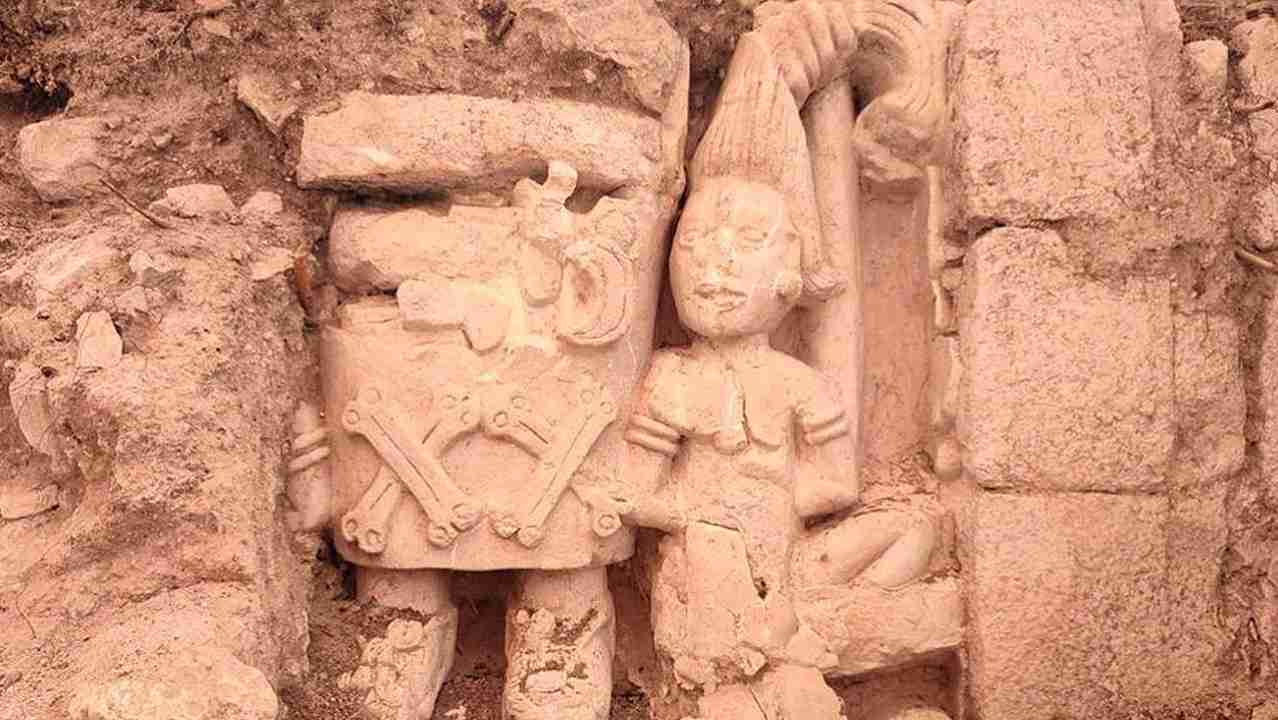 scoperta-statuetta-maya-preispanica-donna-regnante