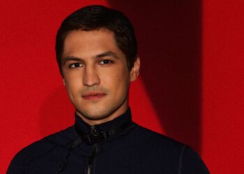 Senna: Gabriel Leone interpreterà il grande pilota nella miniserie Netflix