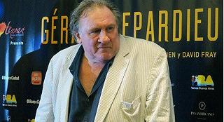 Gerard Depardieu accusato di violenze sessuali da tredici donne