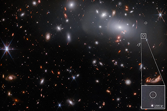 La scoperta di una nuova galassia piccolissima e lontana grazie alla potenza del telescopio Webb