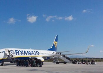 Ryanair annuncia la sospensione di alcuni voli