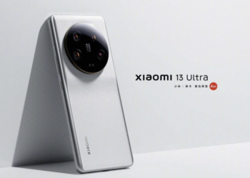 Il Xiaomi 14 Pro sarà disponibile in due versioni: schermo curvo 3D e schermo "piatto 2.5D"
