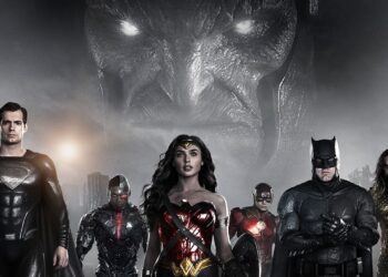Offerte Amazon: Zack Snyder's Justice League Comic Edition (4K Ultra HD + Blu-Ray) in super sconto