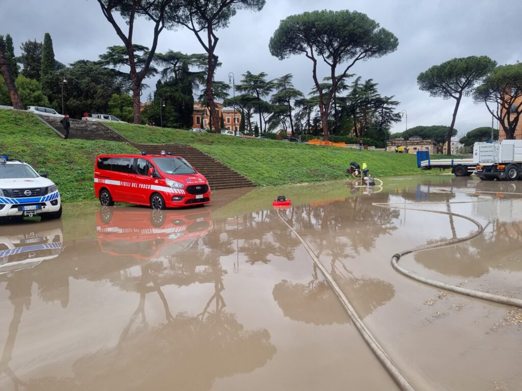 Il maltempo causa allagamenti a Roma