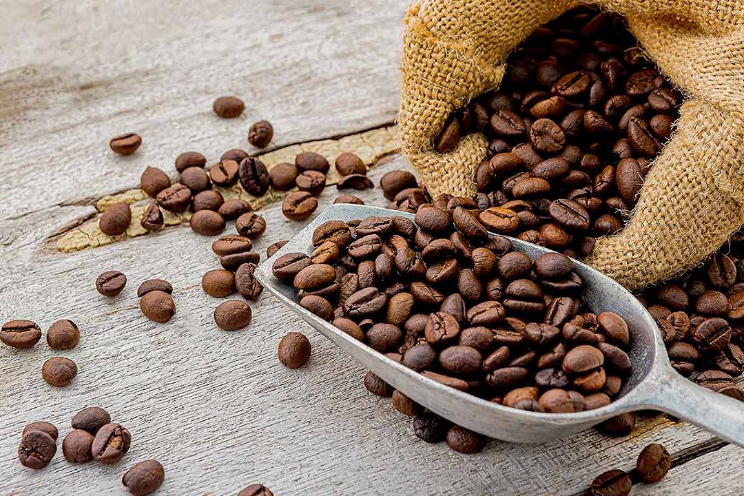 La cosmetica naturale utilizza i sottoprodotti del caffè