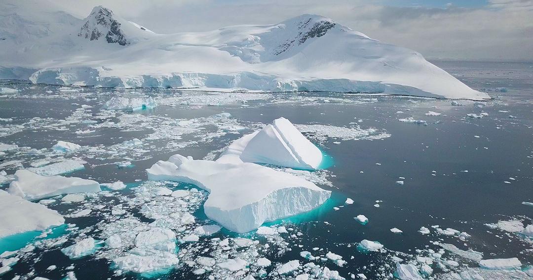 Calotte glaciali: la velocità con cui si ritirano supera quella ipotizzata