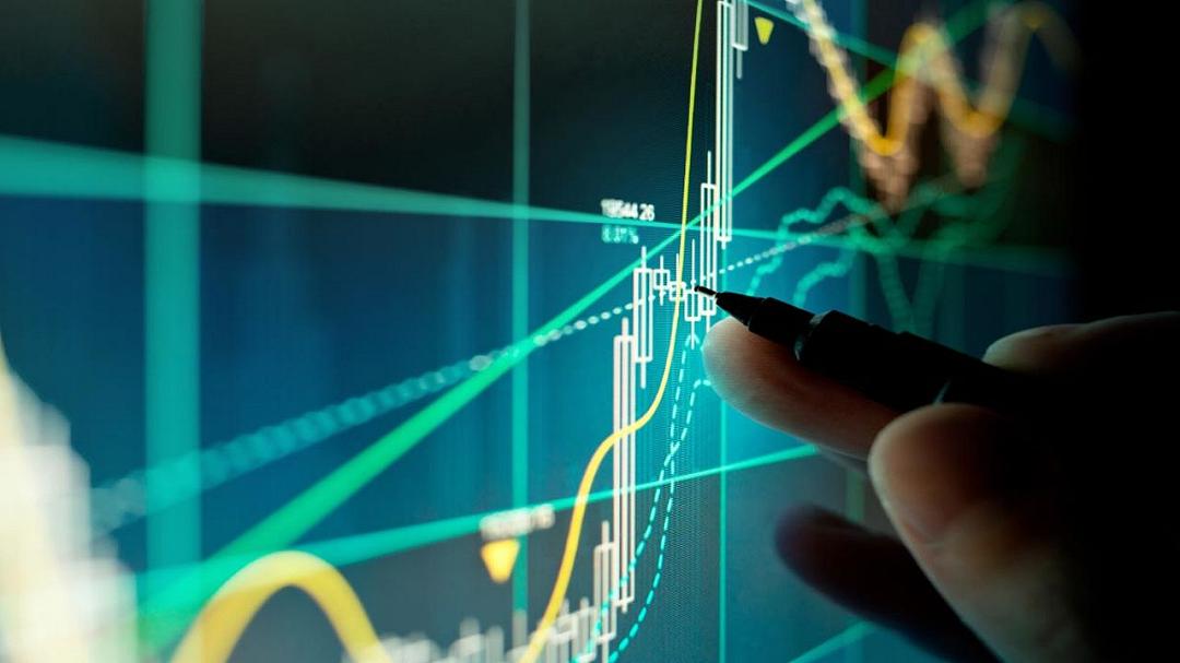 Investire nell’IA: opportunità e cautele nel momento dei bilioni di dollari raggiunti