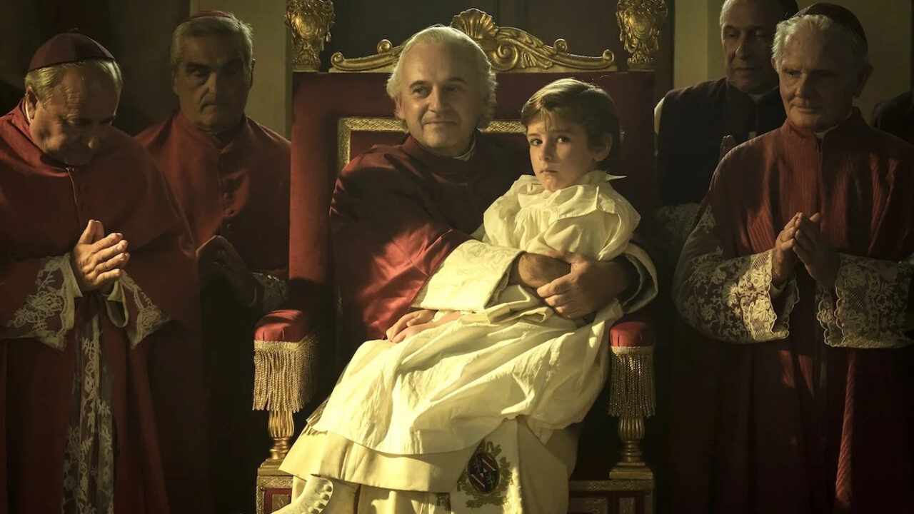 Rapito, la recensione: i corpi di Bellocchio