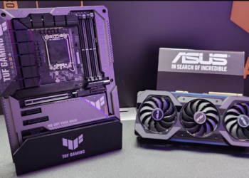 ASUS dice addio ai connettori e lavora ad una GPU RTX 4070 con un nuovo slot proprietario