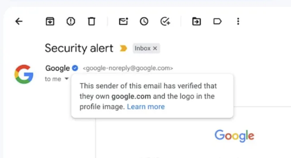 Gmail ha introdotto le spunte blu: renderanno la vita più difficile ai truffatori